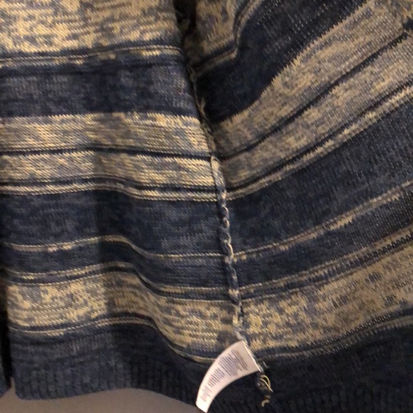 🎉5/$15🎉 CHAPS CARDIGAN SWEATER (M) - Picture 7 of 14